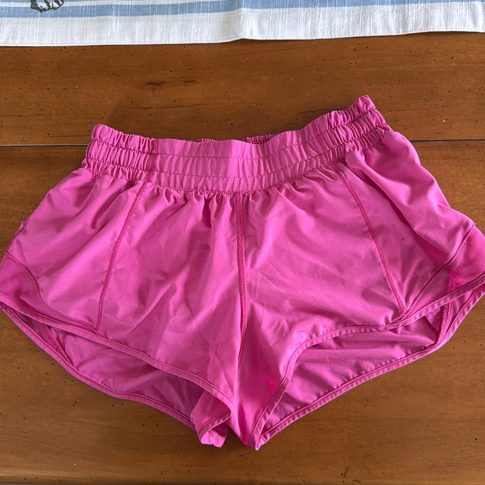 Lululemon hotty hot shorts in sonic pink!!!